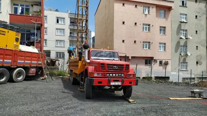 Derin Su Sondaj şantiyede sondaj çalışması
